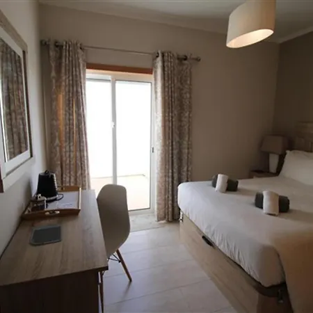 Dom wakacyjny Captivating 3-Bed House In Conceicao De Tavira Conceição