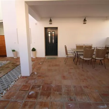 Vakantiehuis Captivating 3-Bed House In Conceicao De Tavira